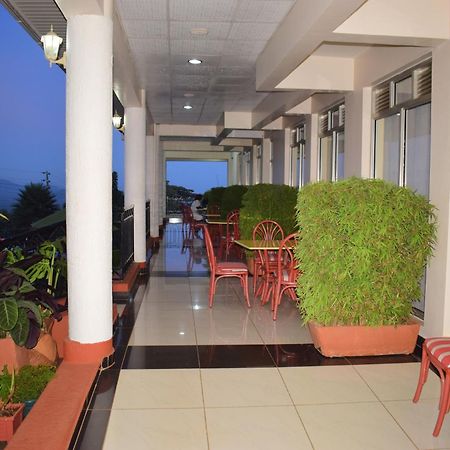 Meru Slopes Hotel מראה חיצוני תמונה