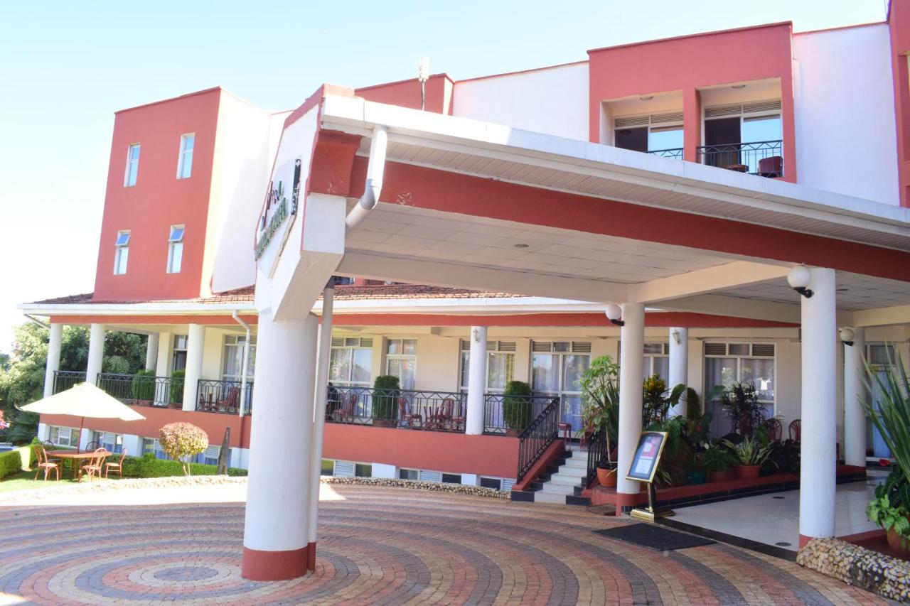 Meru Slopes Hotel מראה חיצוני תמונה