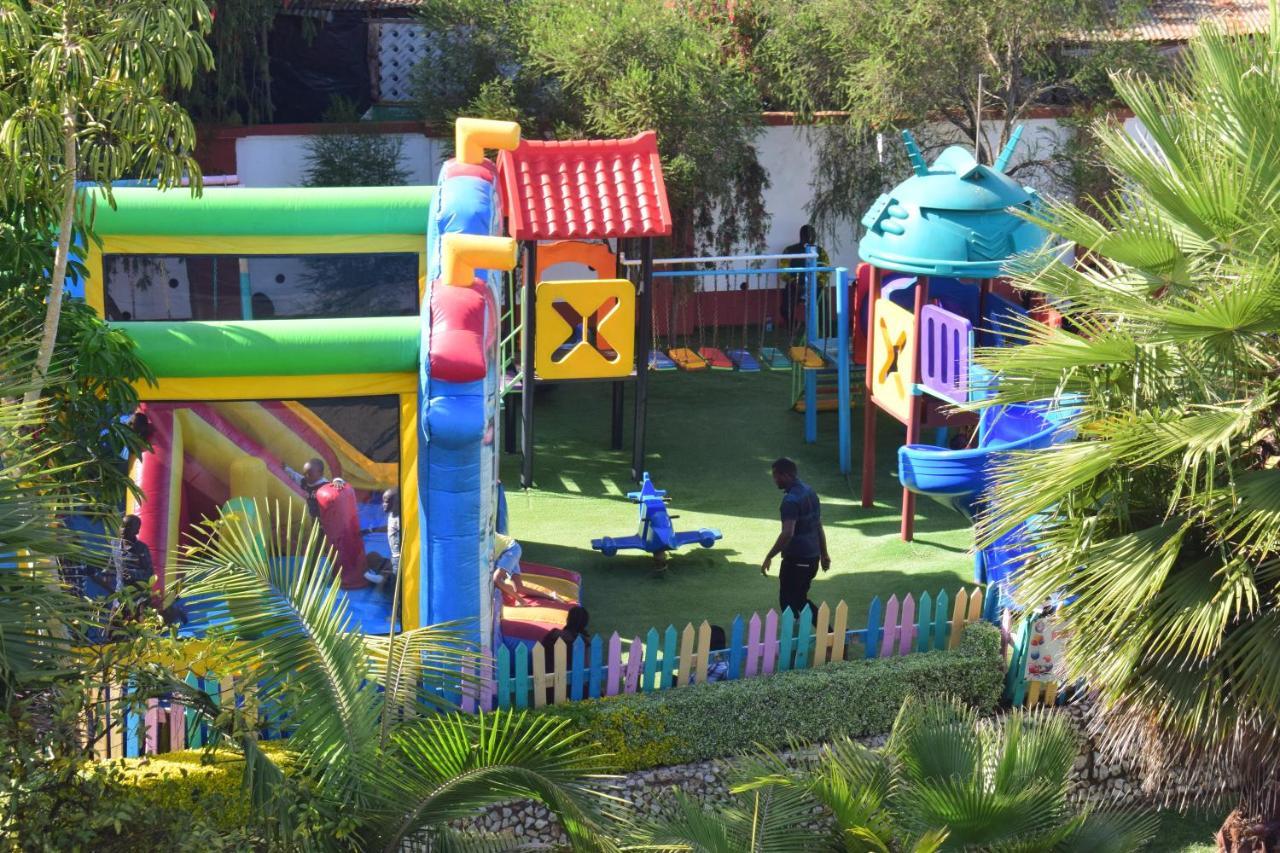Meru Slopes Hotel מראה חיצוני תמונה