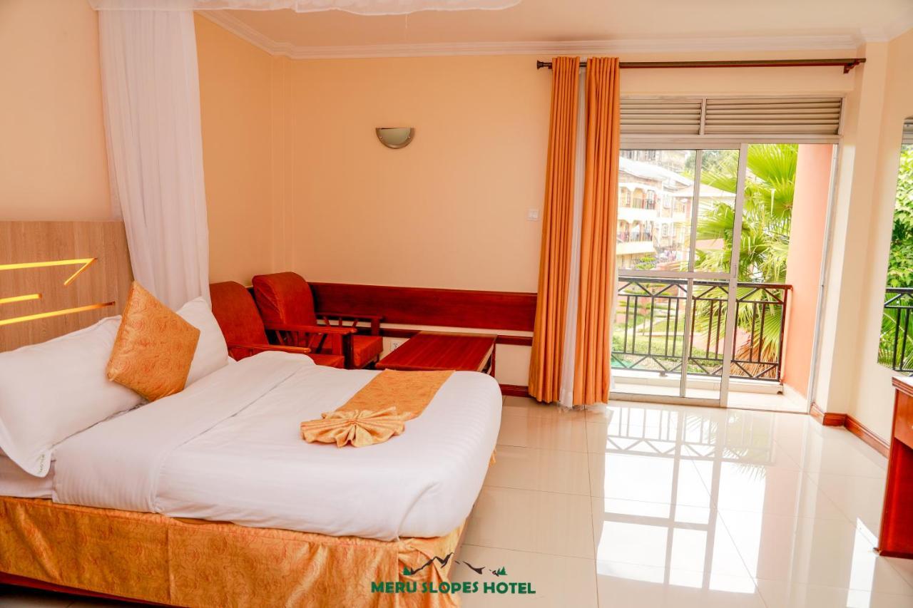 Meru Slopes Hotel מראה חיצוני תמונה