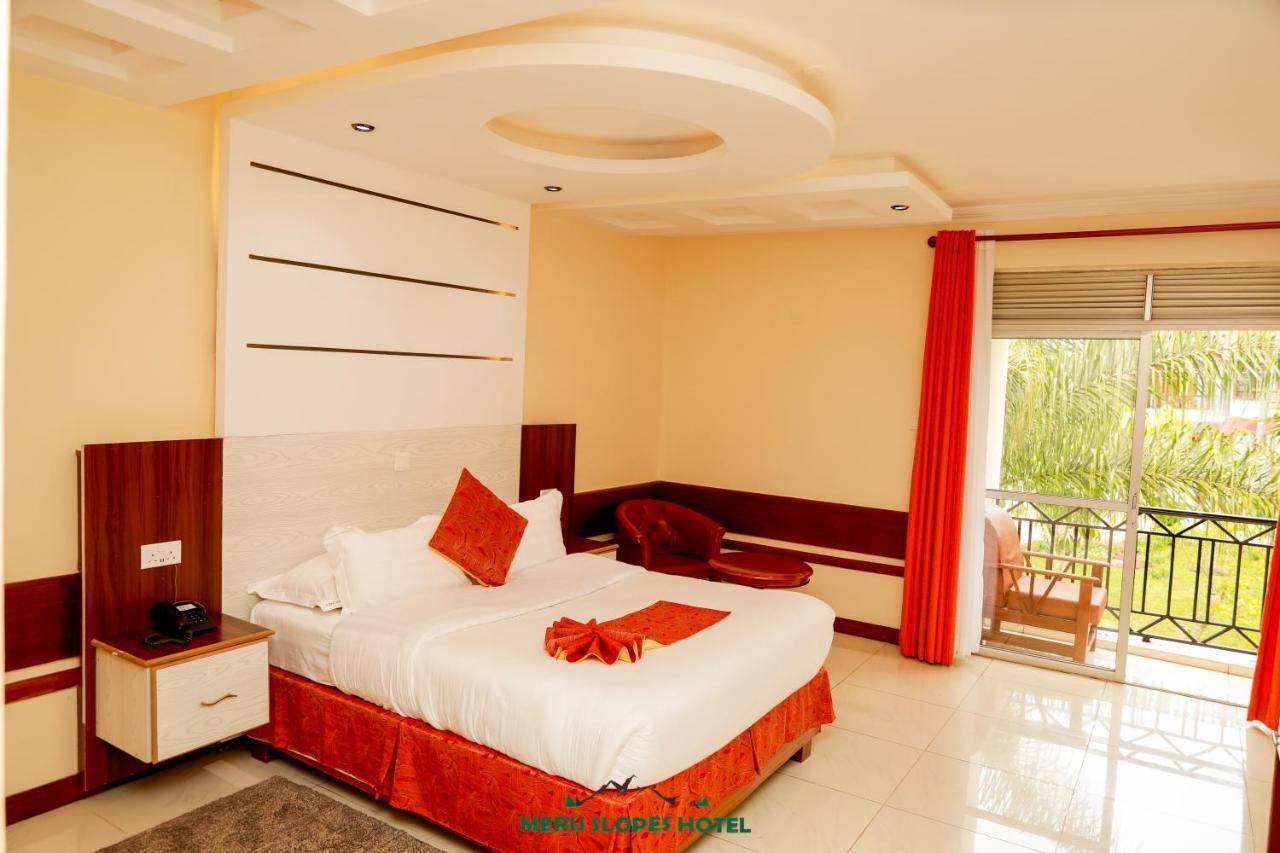 Meru Slopes Hotel מראה חיצוני תמונה