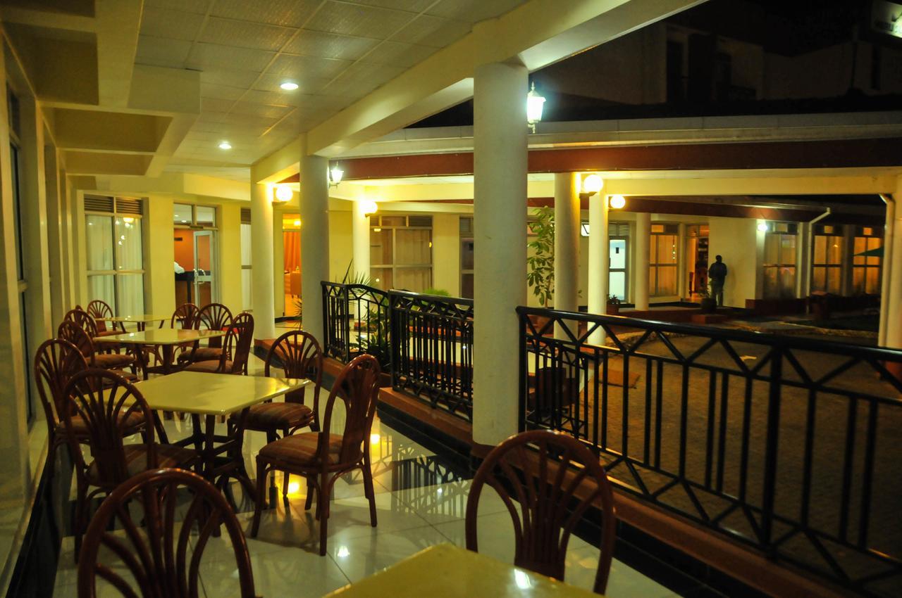 Meru Slopes Hotel מראה חיצוני תמונה