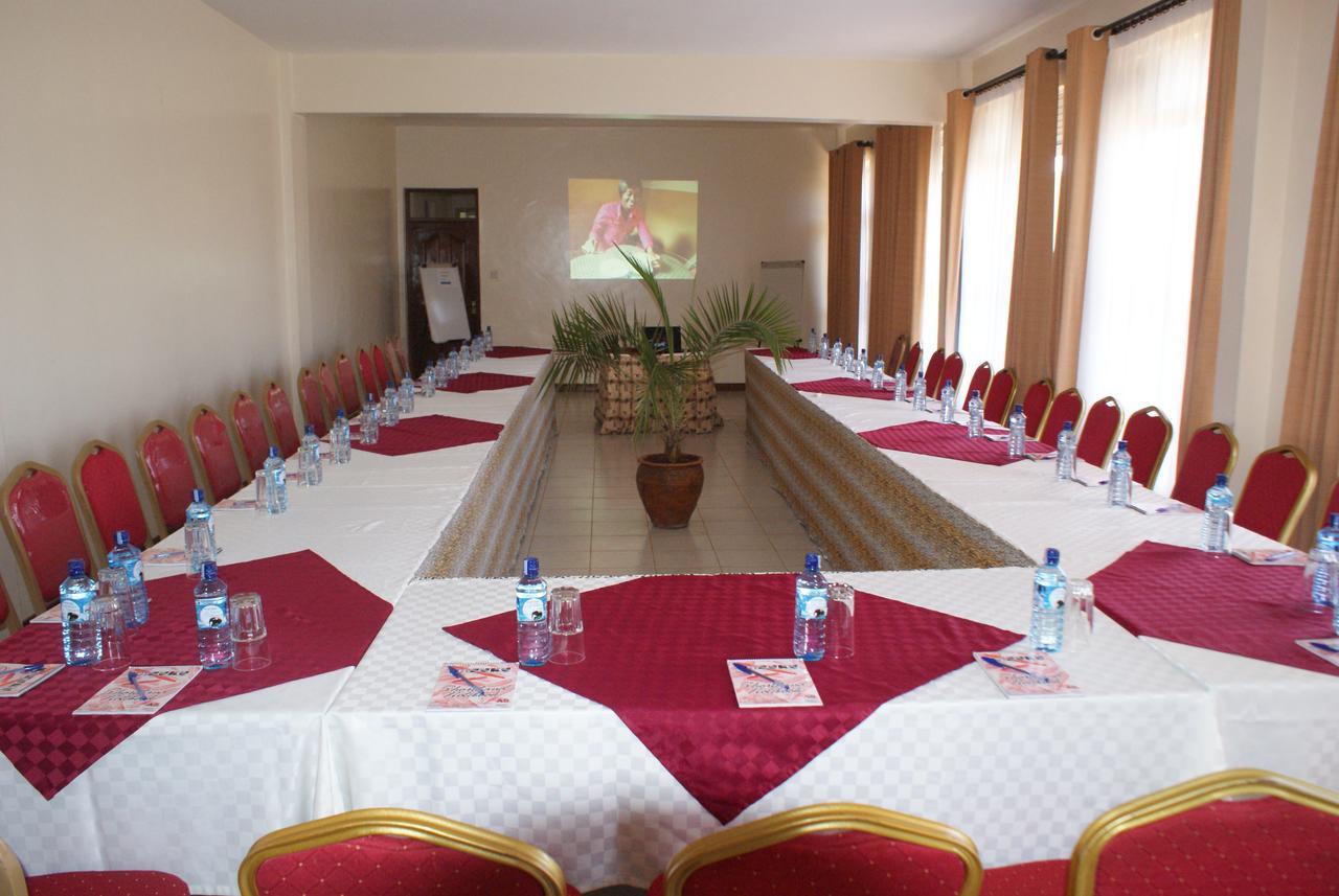 Meru Slopes Hotel מראה חיצוני תמונה